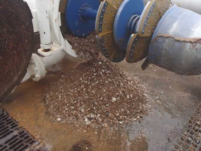 Descaling of hard deposit